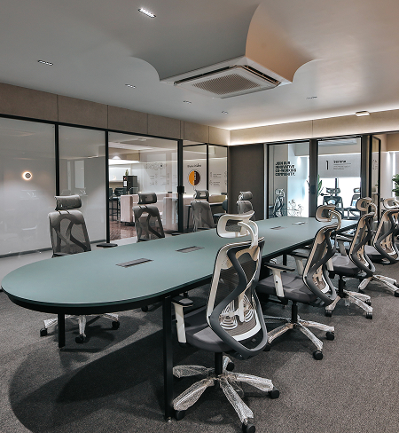 Workshop-ready training room setup near Surat Railway Station